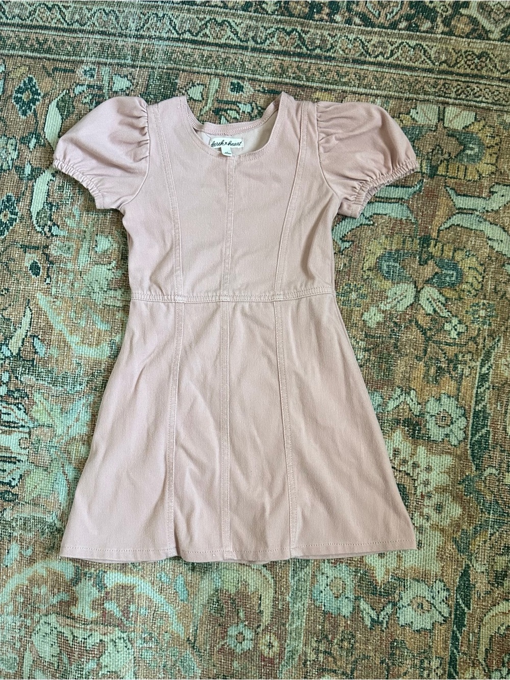 Derek Heart Puff-Sleeve Jersey Dress in Dusty Pink